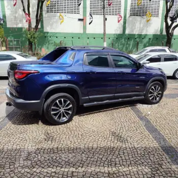 Toro Ultra 2.0 16V 4x4 TB Diesel Aut.