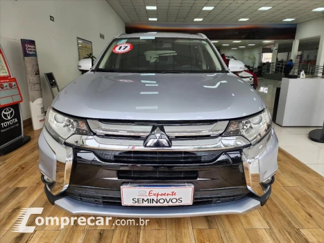 Mitsubishi OUTLANDER 2.0 16V GASOLINA 4P AUTOMÁTICO 4 portas