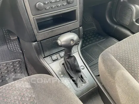 ASTRA 2.0 MPFI Advantage 8V
