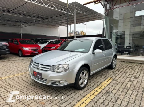 Volkswagen GOLF - 1.6 MI SPORTLINE 8V 4P MANUAL 4 portas