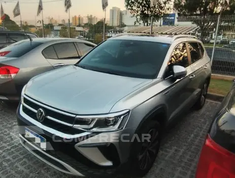 Volkswagen TAOS 1.4 250 TSI TOTAL FLEX HIGHLINE AUTOMÁTICO 4 portas