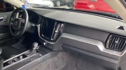 VOLVO XC60 2.0 D5 MOMENTUM AWD