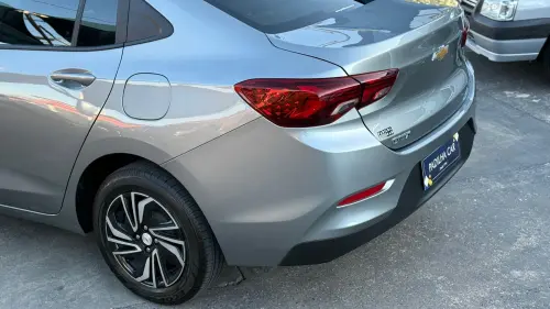 ONIX SEDAN Plus LT 1.0 12V Flex 4p Mec.