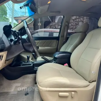 HILUX SW4 3.0 SRV 4X4 7 Lugares 16V Turbo Intercooler