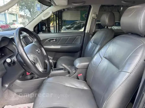 HILUX 3.0 SRV 4X4 CD 16V TURBO INTERCOOLER DIESEL 4P AUTOMÁT