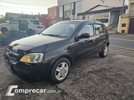 CHEVROLET CORSA HATCH - 1.4 MPFI MAXX 8V 4P MANUAL 4 portas