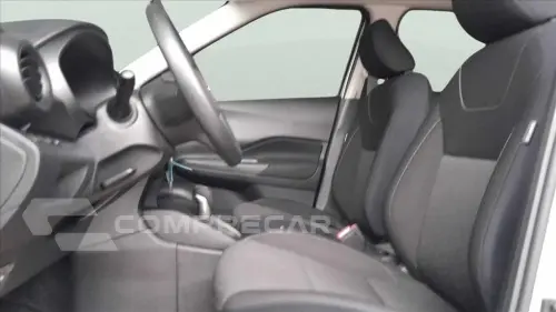 KICKS PLAY 1.6 16V FLEXSTART SENSE XTRONIC