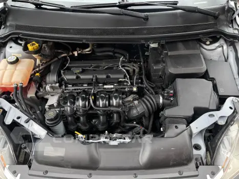 FOCUS 1.6 GLX 16V FLEX 4P MANUAL