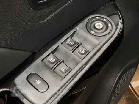 Captur 1.6 16V Sce Flex Intense X-Tronic