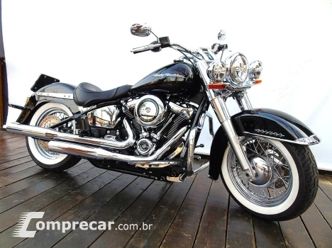 HARLEY-DAVIDSON SOFTAIL DELUXE