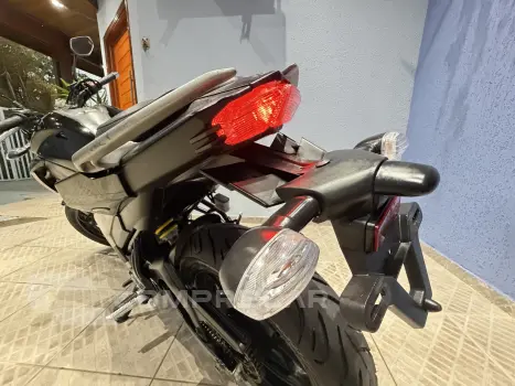 Fazer 250 FZ25