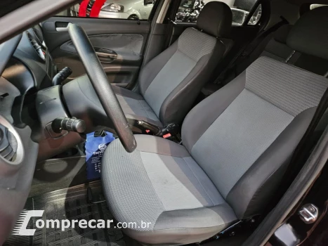 Gol (novo) 1.6 Mi Total Flex 8V 4p