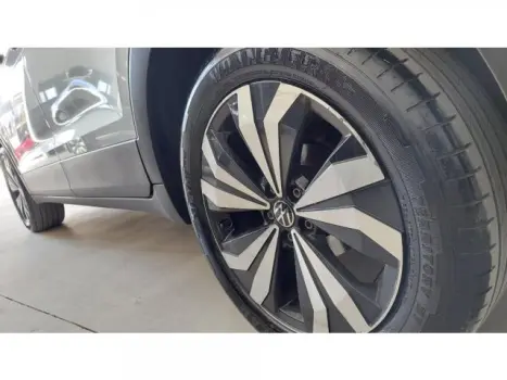 T-CROSS - 1.0 200 TSI TOTAL COMFORTLINE AUTOMÁTICO