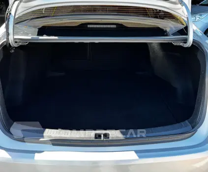 COROLLA 1.8 VVT-I Hybrid Altis