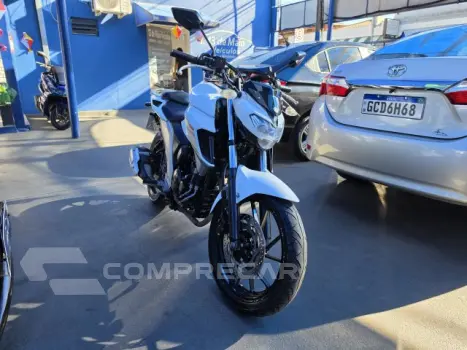 Yamaha FAZER 250 FZ 25 - Street 4 portas