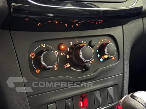 LOGAN ZEN 1.6 16V SCE FLEX 4P- AUTOMÁTICO