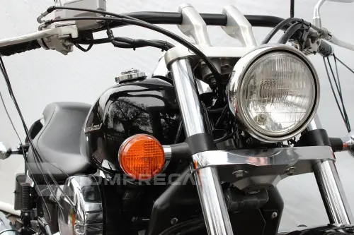 HONDA SHADOW 750