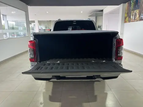 L200 TRITON 2.4 16V Turbo Sport HPE CD 4X4