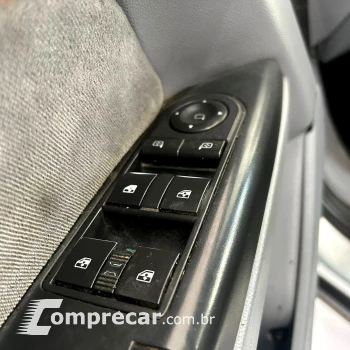 VECTRA 2.0 MPFI Elegance 8V