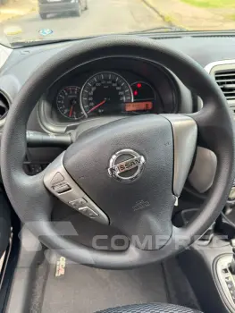 Nissan March 1.6 SV automático