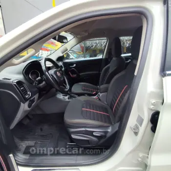 Toro Freedom 2.4 16V Flex Aut.