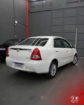 ETIOS 1.5 XLS Sedan 16V