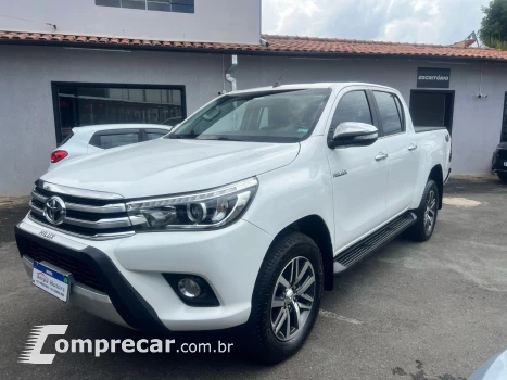 Toyota Hilux Caminhonete 2.8 16V SRX 4X4 TURBO DIESEL CABINE DUPLA 4 portas