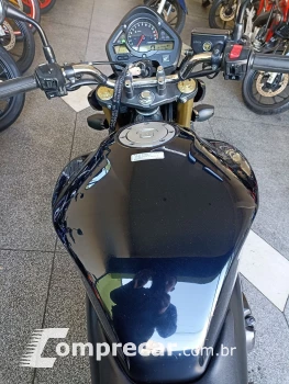 CB 600F HORNET