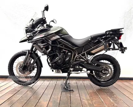 TRIUMPH TIGER 800 XCA