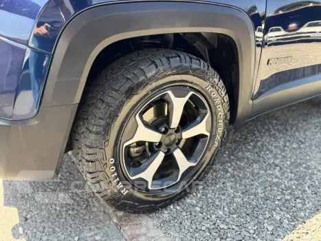 RENEGADE 2.0 16V Turbo Trailhawk 4X4