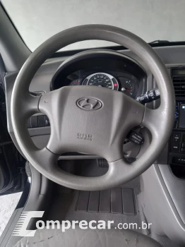 TUCSON 2.0 MPFI GLS 16V 143cv 2WD