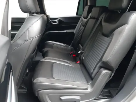 COMMANDER 1.3 T270 Turbo Limited