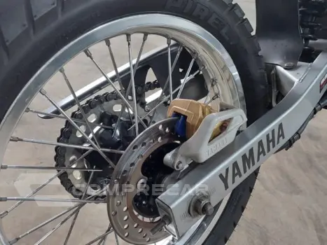 XTZ 250 LANDER - Trail