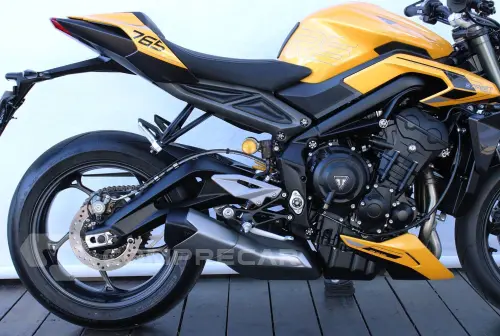 TRIUMPH STREET TRIPLE RS ABS