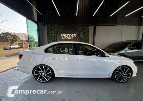 JETTA Comfortline 1.4 TSI 16V 4p Aut.