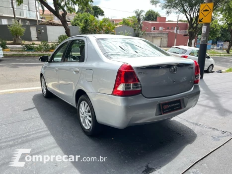 ETIOS XLS Sedan 1.5 Flex 16V 4p Mec.