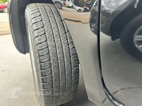 MARCH SV 1.6 16V Flex Fuel