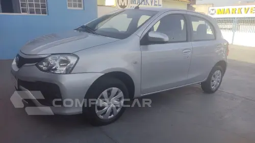 Toyota Etios xs 1.5 4 portas