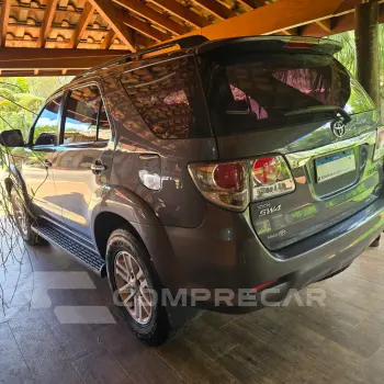 HILUX SW4 3.0 SR 4X4 16V Turbo Intercooler