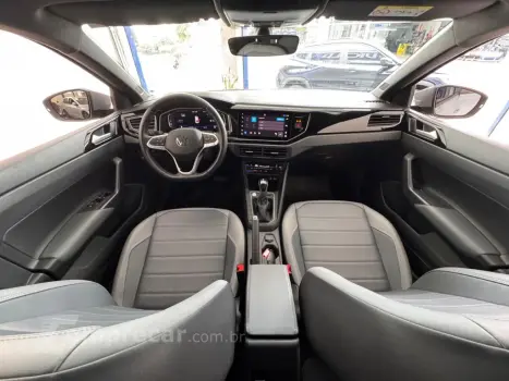 Nivus Highline 1.0 200 TSI Flex Aut.