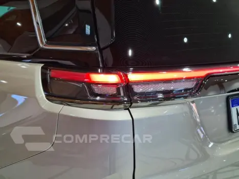 Commander Overl. 2.2 TD 4x4 Diesel Aut.