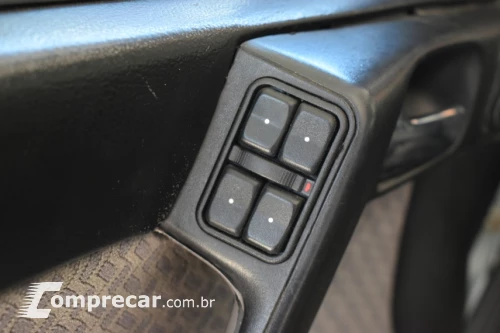 ASTRA 2.0 MPFI CD Sedan 8V