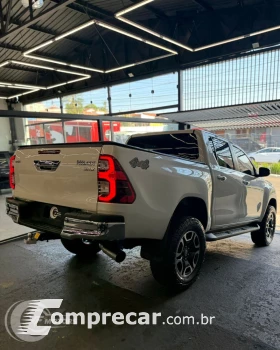 HILUX 2.8 D-4d Turbo CD SRX 4X4