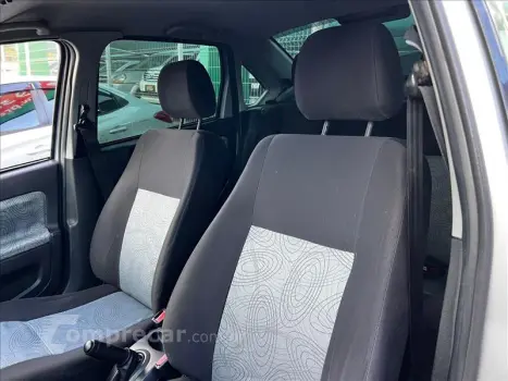 FIESTA 1.6 MPI Class Sedan 8V