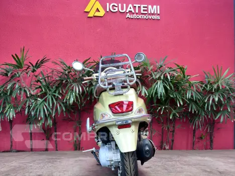 VESPA CLASSIC VXL 150