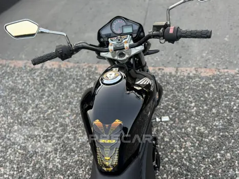 CB300R