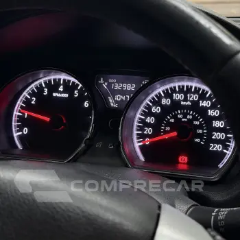 VERSA 1.6 16V Unique