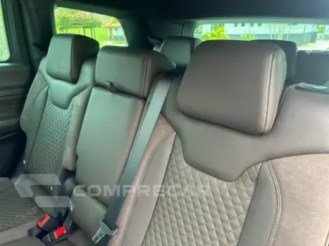 COMMANDER 1.3 T270 TURBO FLEX OVERLAND AT6