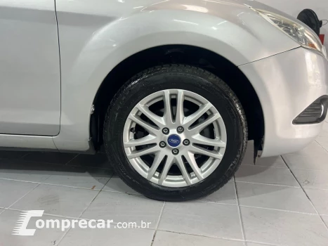 Focus Sedan 2.0 16V 4P GLX FLEX AUTOMÁTICO
