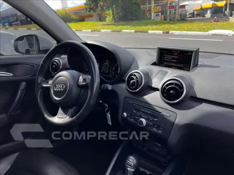 A1 1.4 TFSI Attraction 16V 122cv